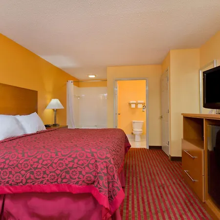 Days Inn By Wyndham Franklin